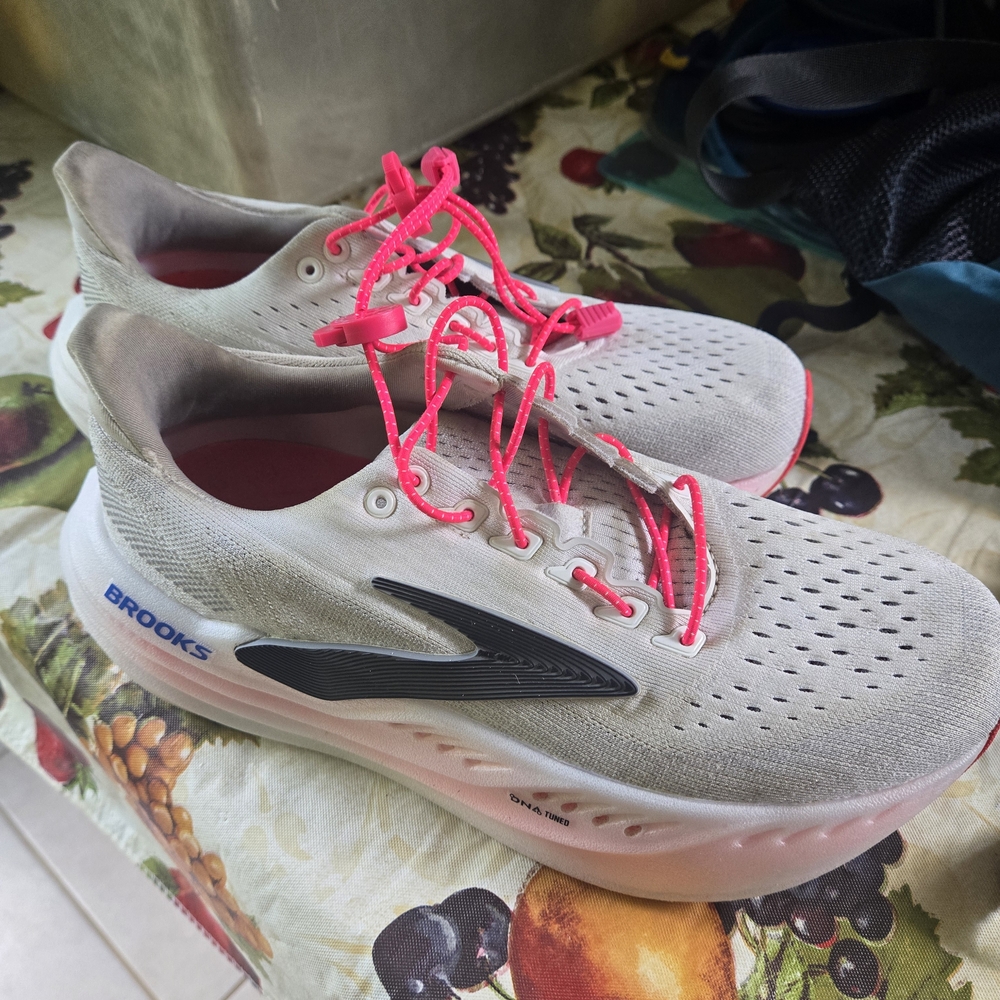 Brooks Women's Athletic Shoes - White and Neon Pink